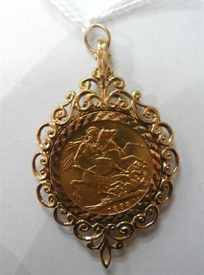 Lot 89 - 1898 gold sovereign pendant (loose mounted)