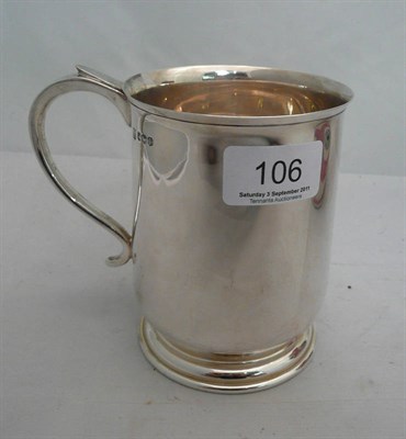 Lot 106 - Silver tankard, 12oz