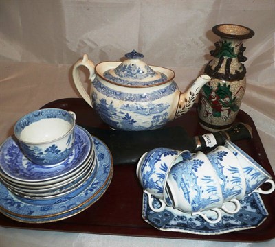 Lot 172 - 19th century blue and white part teaset, sauce tureen stand, a Chinese vase and a kukri