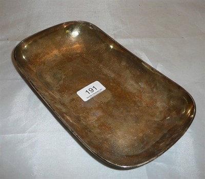Lot 191 - German white metal dish, stamped 'Handarbelt 835', approx 7oz
