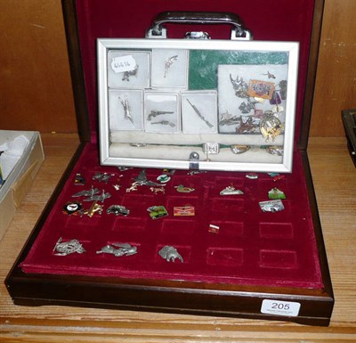 Lot 205 - Quantity of costume jewellery and badges