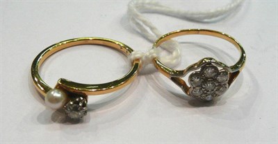 Lot 222 - Two lady's diamond rings