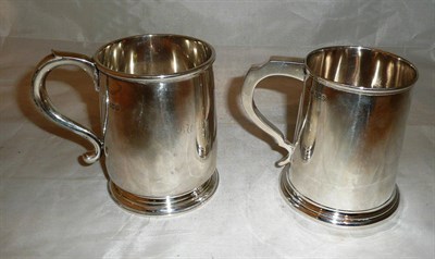 Lot 283 - Two silver pint mugs, 19.31oz