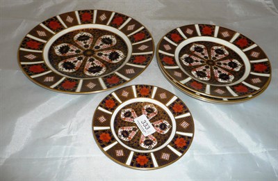 Lot 333 - Five Royal Crown Derby plates