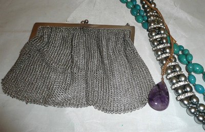 Lot 404 - Silver mesh purse, fluorite pendant, simulated pearl choker and a bead necklace