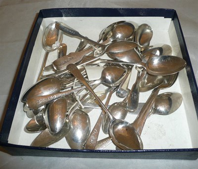 Lot 410 - A quantity of silver flatware, approximately 14oz