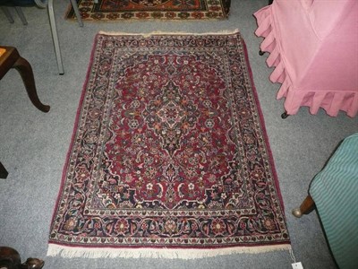 Lot 548 - Kashan rug