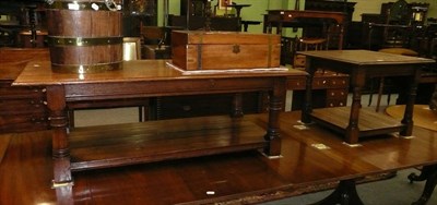 Lot 576 - Three coffee tables, one large and two smaller