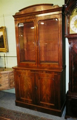 Lot 629 - Victorian mahogany cabinet bookcase