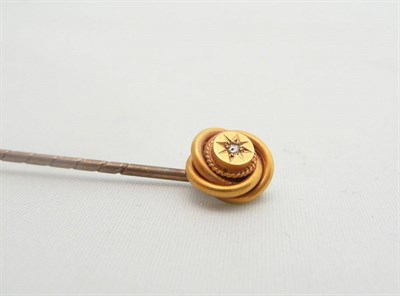 Lot 224 - A 15ct gold stick pin