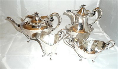 Lot 286 - A silver four piece tea service maker Harry Archer, Sheffield assay 1939/1940 (77oz)