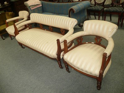 Lot 509 - Sofa and two chairs