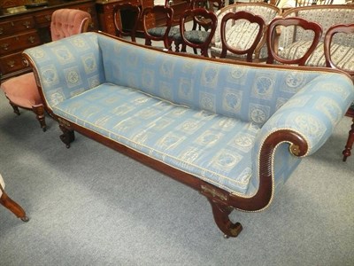 Lot 512 - Regency settee