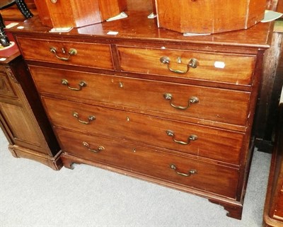 Lot 531 - Georgian mahogany four height chest