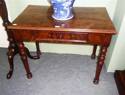 Lot 559 - 19th century Continental writing table with one frieze drawer