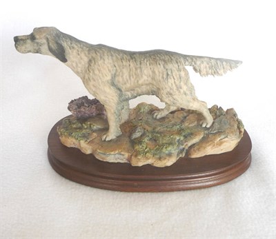 Lot 1005 - Border Fine Arts "English Setter", model No. 051 by Anne Wall, dated 78, 12.7cm high on wood base