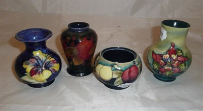 Lot 11 - Four small pieces of Moorcroft