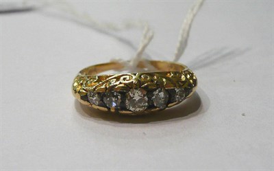 Lot 132 - A Victorian diamond five stone ring