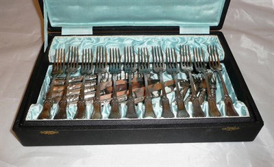Lot 159 - A cased set of continental dessert knives and forks