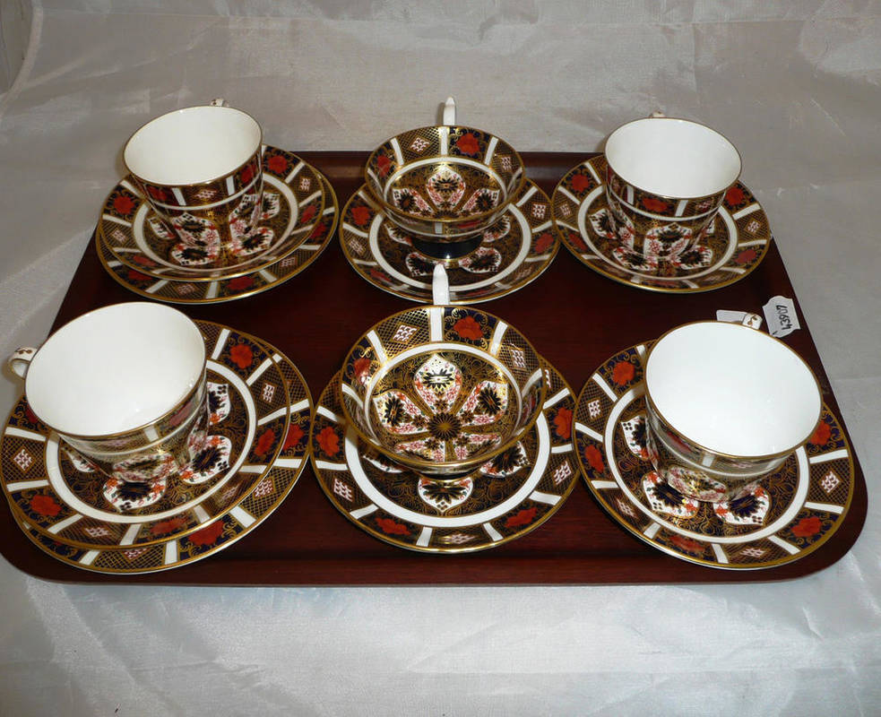 Lot 171 - Six Royal Crown Derby Imari pattern cups and saucers and two side plates