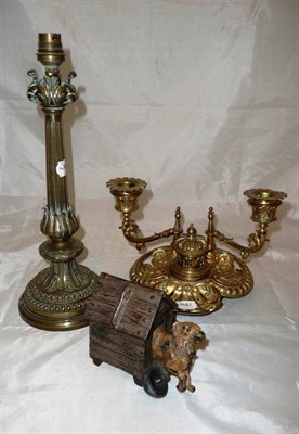 Lot 187 - Brass ink well, table lamp, dog and kennel ink well