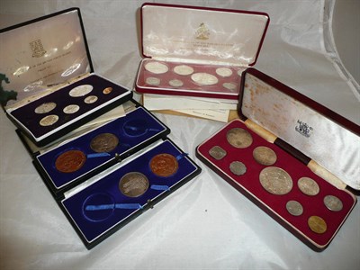 Lot 218 - Five boxes coins (gold examples missing)