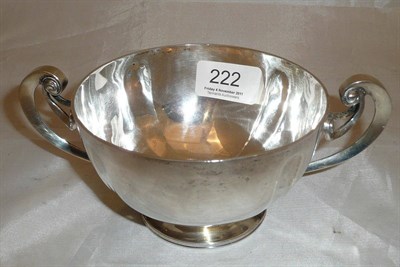 Lot 222 - A twin handled silver bowl 7.18oz