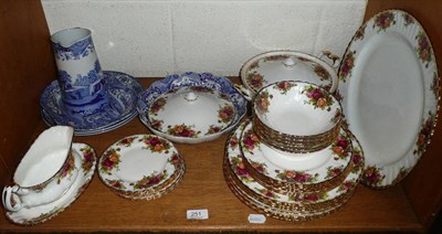 Lot 251 - Quantity of Royal Albert 'Country Rose' pattern dinner wares