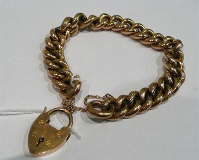 Lot 524 - Curb link bracelet, stamped '9c'