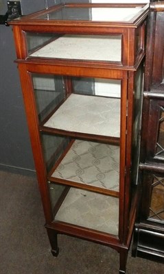 Lot 600 - Mahogany display cabinet