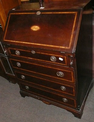 Lot 616 - An Edwardian inlaid mahogany bureau