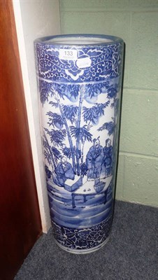 Lot 133 - A blue and white stick stand
