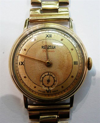 Lot 250 - A Roamers lady's wristwatch with champagne dial and 9ct gold bracelet