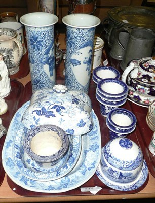 Lot 334 - A tray of blue and white assorted ceramics and porcelain including a pair of Chinese...