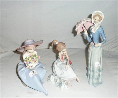 Lot 531 - Three Lladro figures