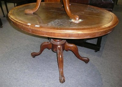 Lot 661 - Centre table with leather top