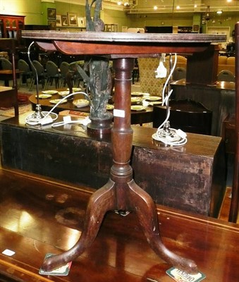 Lot 752 - Georgian tripod table