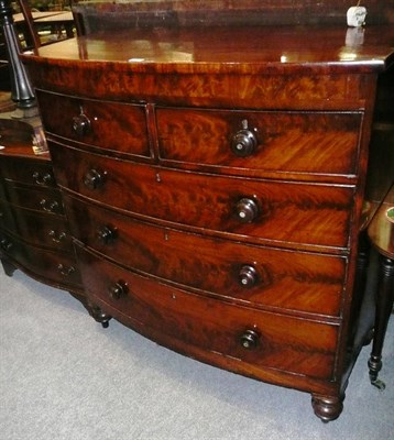 Lot 755 - Victorian bow-front chest of drawers