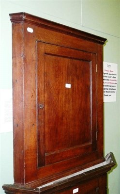 Lot 772 - Small corner cupboard