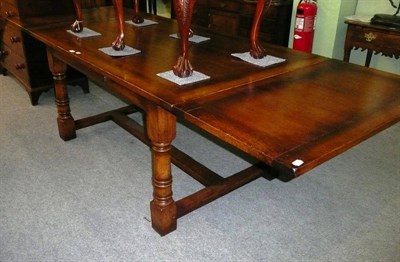 Lot 788 - Titchmarsh & Goodwin draw-leaf dining table