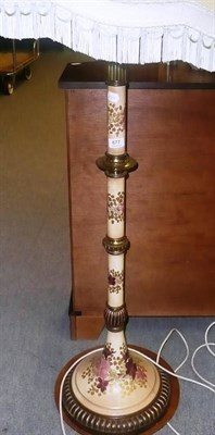 Lot 877 - Standard lamp