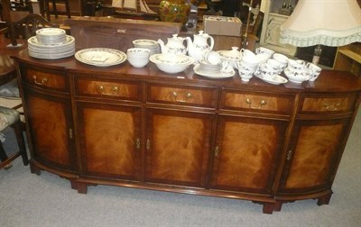 Lot 883 - Reproduction mahogany sideboard