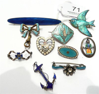 Lot 71 - Small quantity of enamelled jewellery