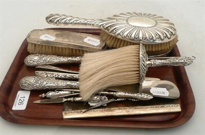 Lot 126 - Dressing table items, a button hook, a shoe horn, glove stretchers and a manicure set (quantity)