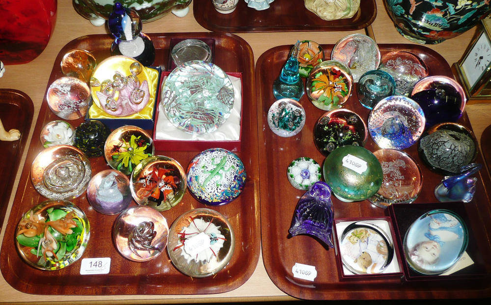 Lot 148 - Collection of glass paperweights on two trays
