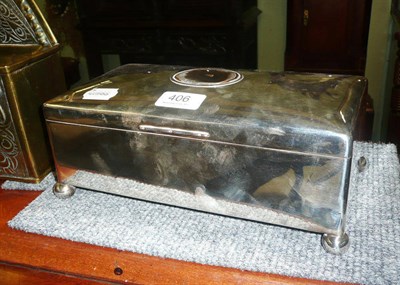 Lot 406 - Silver cigarette table box