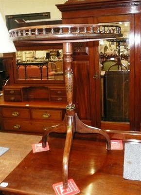 Lot 518 - Tripod table