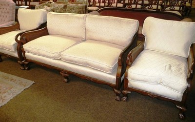 Lot 540 - A Berger sofa, two chairs and cushions