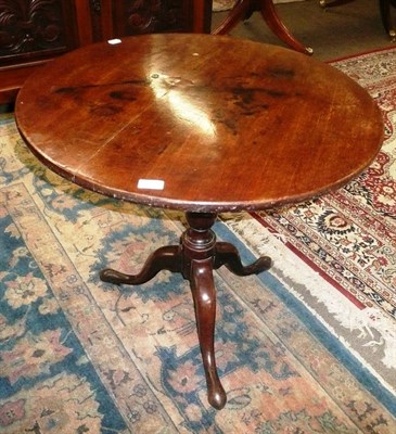 Lot 562 - Georgian mahogany pedestal table