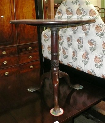 Lot 591 - Georgian mahogany pedestal table